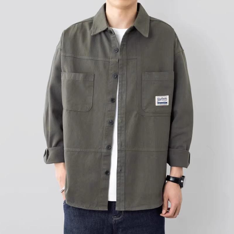 Мужская одежда свободная корейская весенняя однотонная винтажная модная повседневная версия с длинным рукавом и лацканами, деловая рубашка с вшитыми карманами