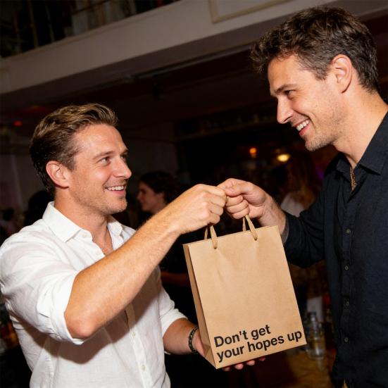 5 шт. Пакет с квадратным дном среднего размера из плотной бумаги, подарочные пакеты с ручками, Рождество, офисные вечеринки, пакет для подарков