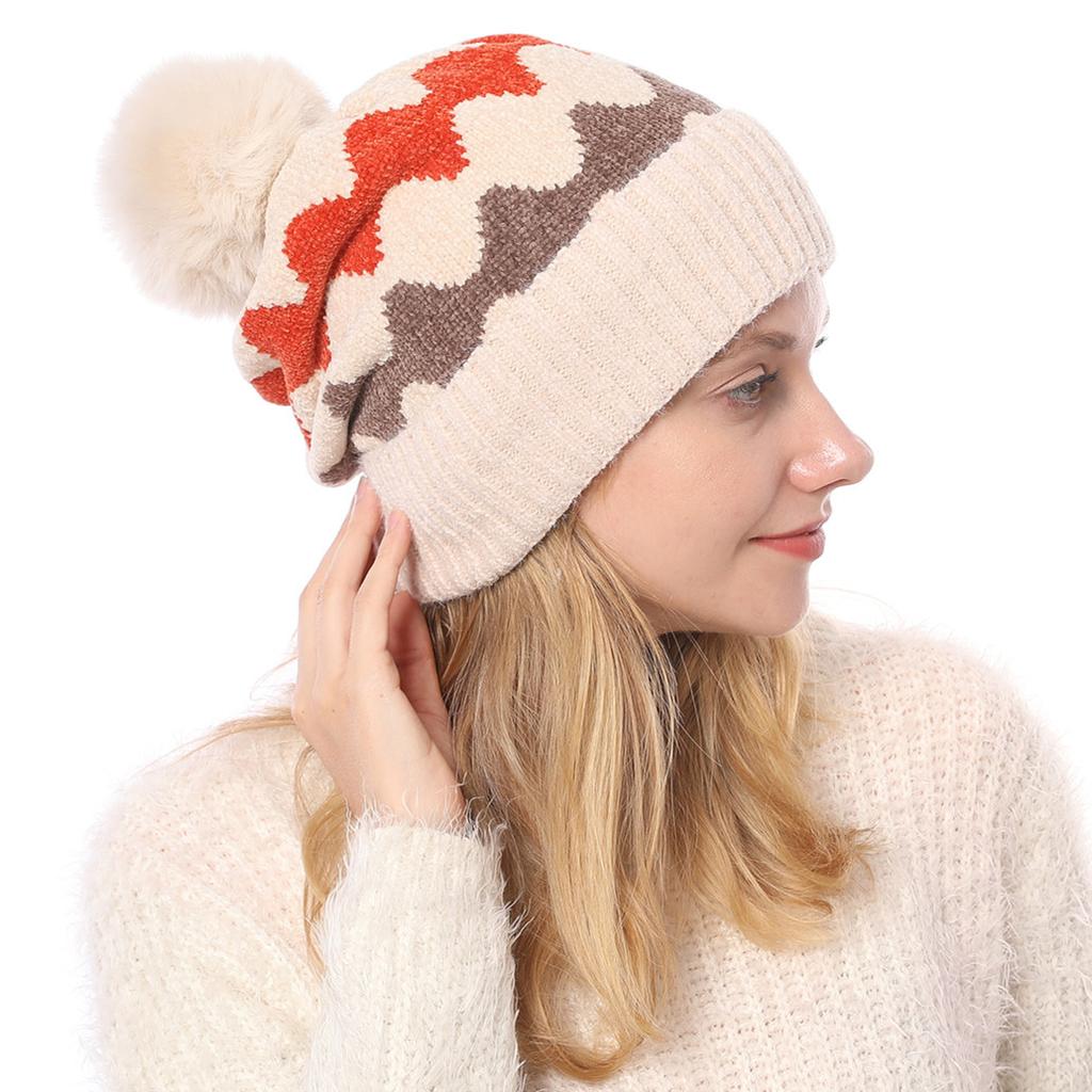 Новая женская осенне-зимняя модель с плюшевой и утолщенной теплой вязаной шапкой, вязаной шапкой с мягкими волнистыми меховыми шариками и шапкой из пряжи синель