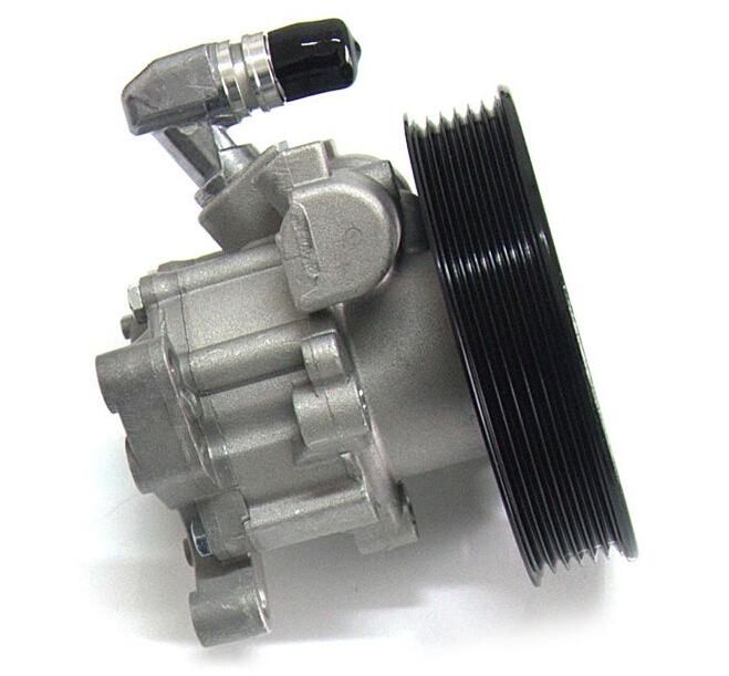 Насос вакуумного усилителя рулевого управления Mercedes-Benz 0044668501