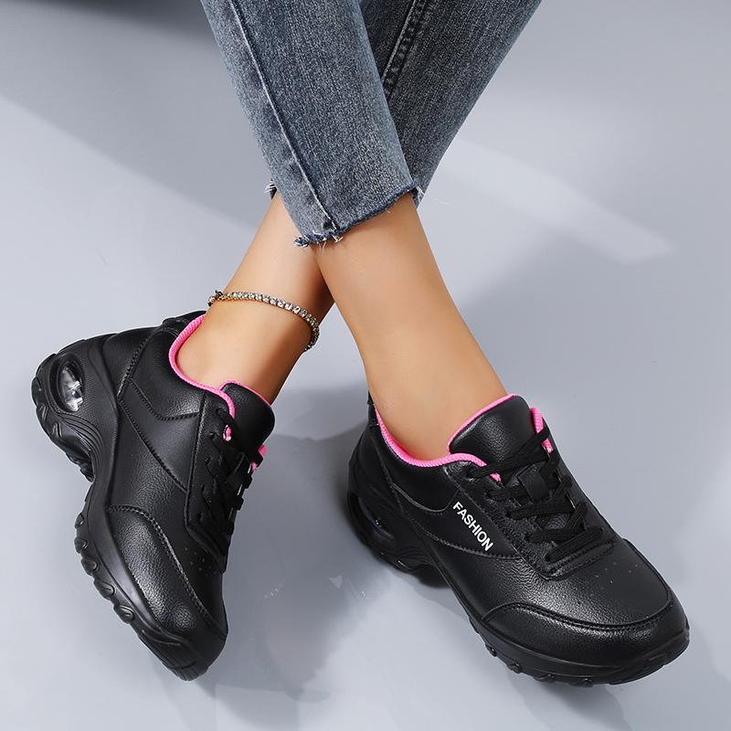 Женские кроссовки Повседневная обувь для школьников и студентов Легкие кроссовки для девочек Большие размеры Женские кроссовки на танкетке