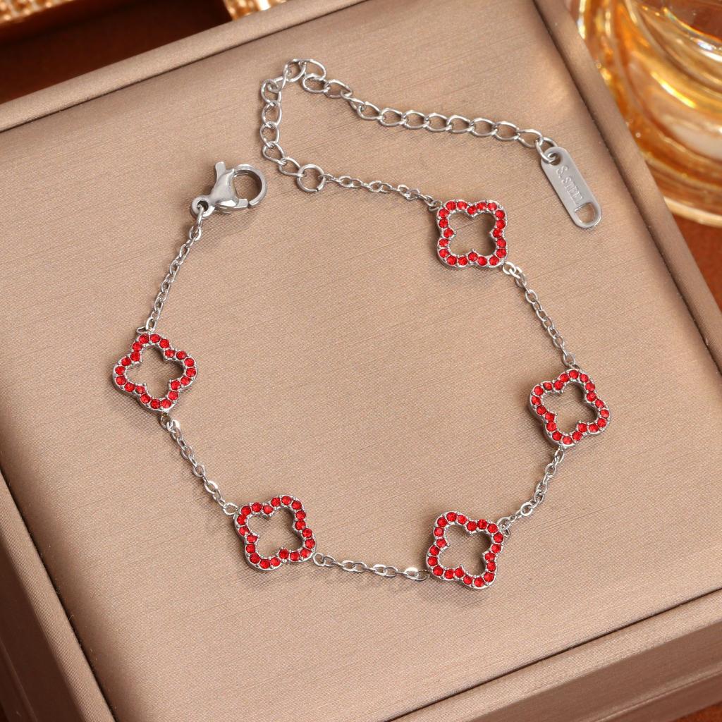 New Arrival 18k Gold Plated Stainless Steel Designer Jewelry Popular Brands Luxury Four Leaf Clover Bracelet for Women