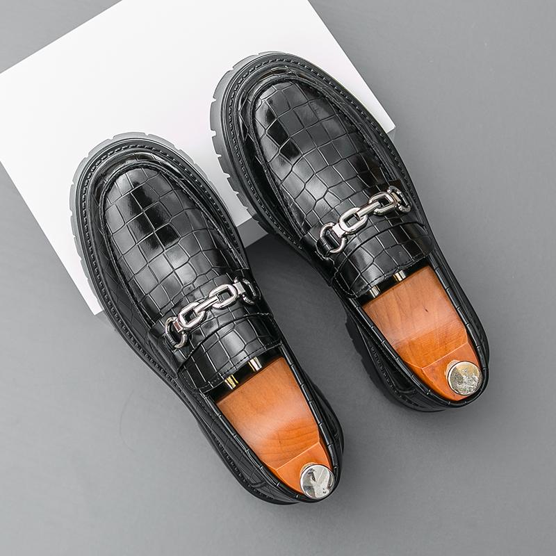 Модный совершенно новый мужской крокодиловая кожа Удобная толстая подошва Противоскользящие туфли дерби Весна Новые мужские деловые повседневные кожаные туфли