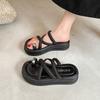 Summer cool slippers women's outer wear 2025 new thick-soled height-increasing small beach shoes high-end set toe half slippers