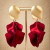 Модные женские серьги с лепестками роз, длинные серьги-подвески с акриловым цветком, свадебная одежда для вечеринок, ювелирные изделия, аксессуары, подарок