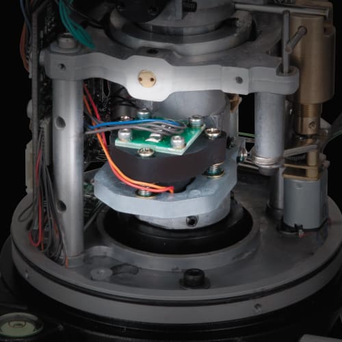 TAJIMA GT8ZS-NI Laser Level with Tripod, Square Cross and Full Horizontal Circumference, GT8ZS-NISET