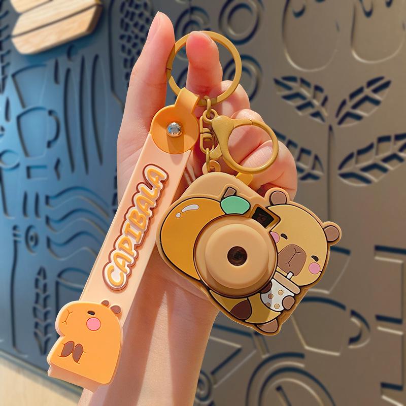 Брелок-подвеска в виде камеры-проектора капибары - Милое украшение для школьной сумки студента, Маленький подарок для пар