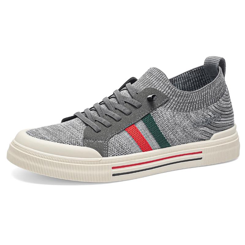 New Breathable Men's Sports Shoes New Knitted Casual Sneakers Breathable and Comfortable Flat Shoes Suitable for Outdoor Use