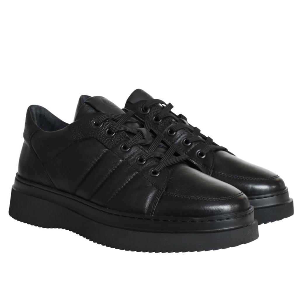 Мужская спортивная обувь из натуральной кожи