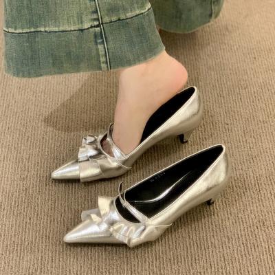 Французский серебряный дизайн сказочный стиль острый носок светлый рот туфли-лодочки женские весна и осень 2025 новые с юбкой темперамент высокие каблуки