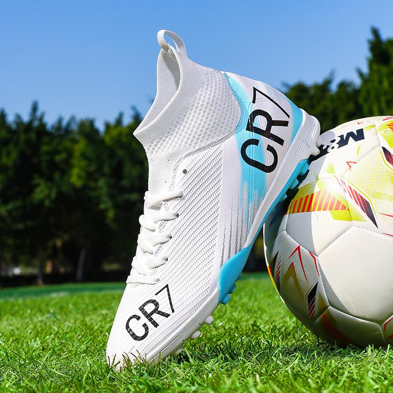 New Men Football Boots Hot Sale Professional Futsal High-quality Soccer Shoes Cleats Women Unisex Ultralight Sneakers