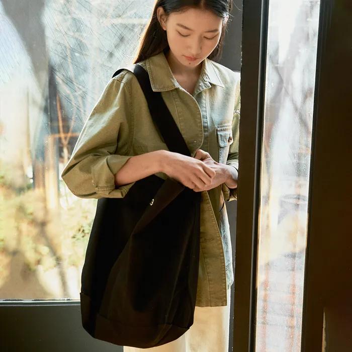 one shoulder canvas bag (black)