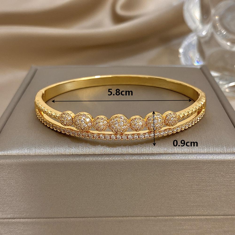 Luxury Sparkling Zircon Gold Plated Bracelet for Women Bridal Elegant Geometry Open Spring Buckle Bangle Wedding Jewelry Gift