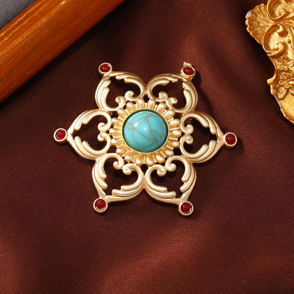Vintage National Style Flower Brooch for Unisex Badge Pin Jewelry Party Office Gifts