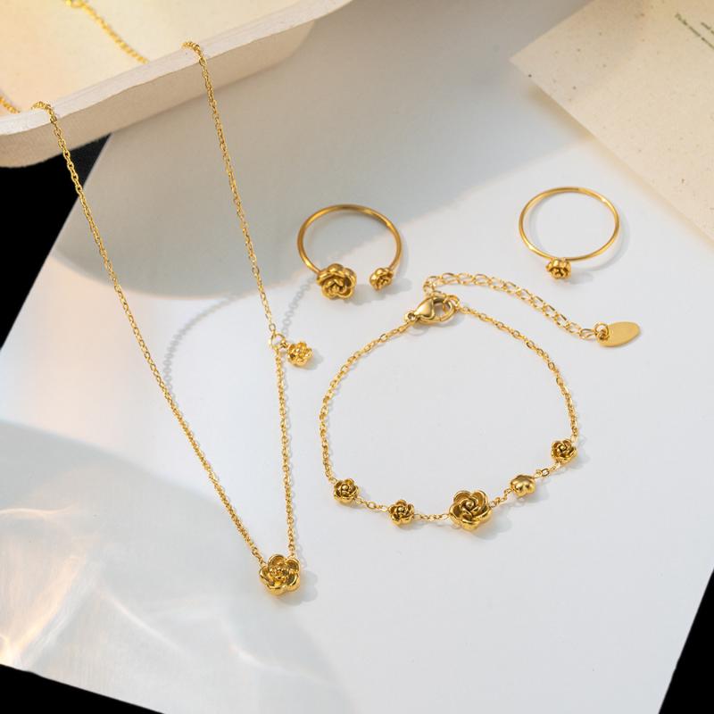 Gold Rose Choker and Bracelet Set for Women Fashionable Accessory Perfect for Gifts