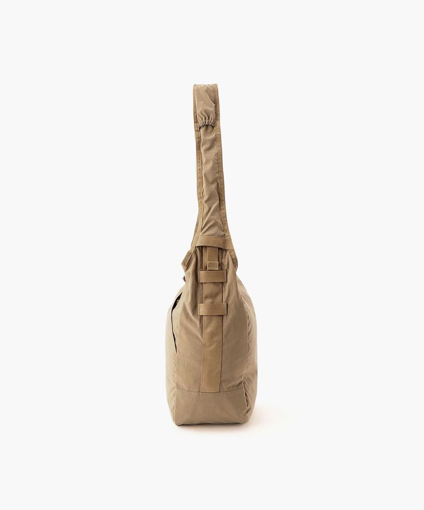 Briefing Hobo Bag Tall_Beige