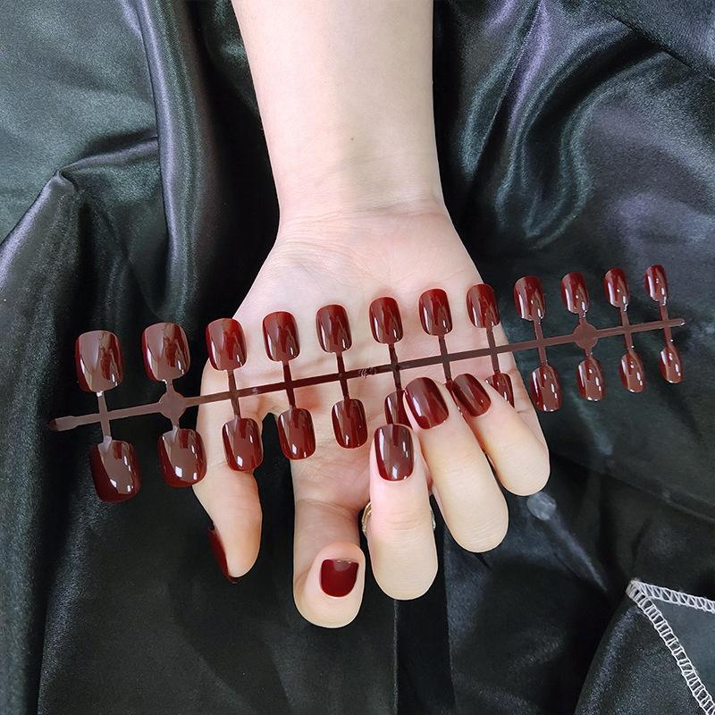 Fake Nails, Short Round, No Glue, 24 Pieces