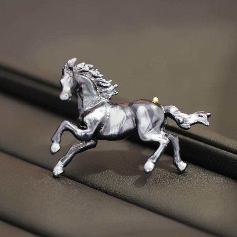 Classic Horse Brooch For Women Men Versatile Clothing Animal Pins Friends Party Gifts Banquet Jewelry Accessory