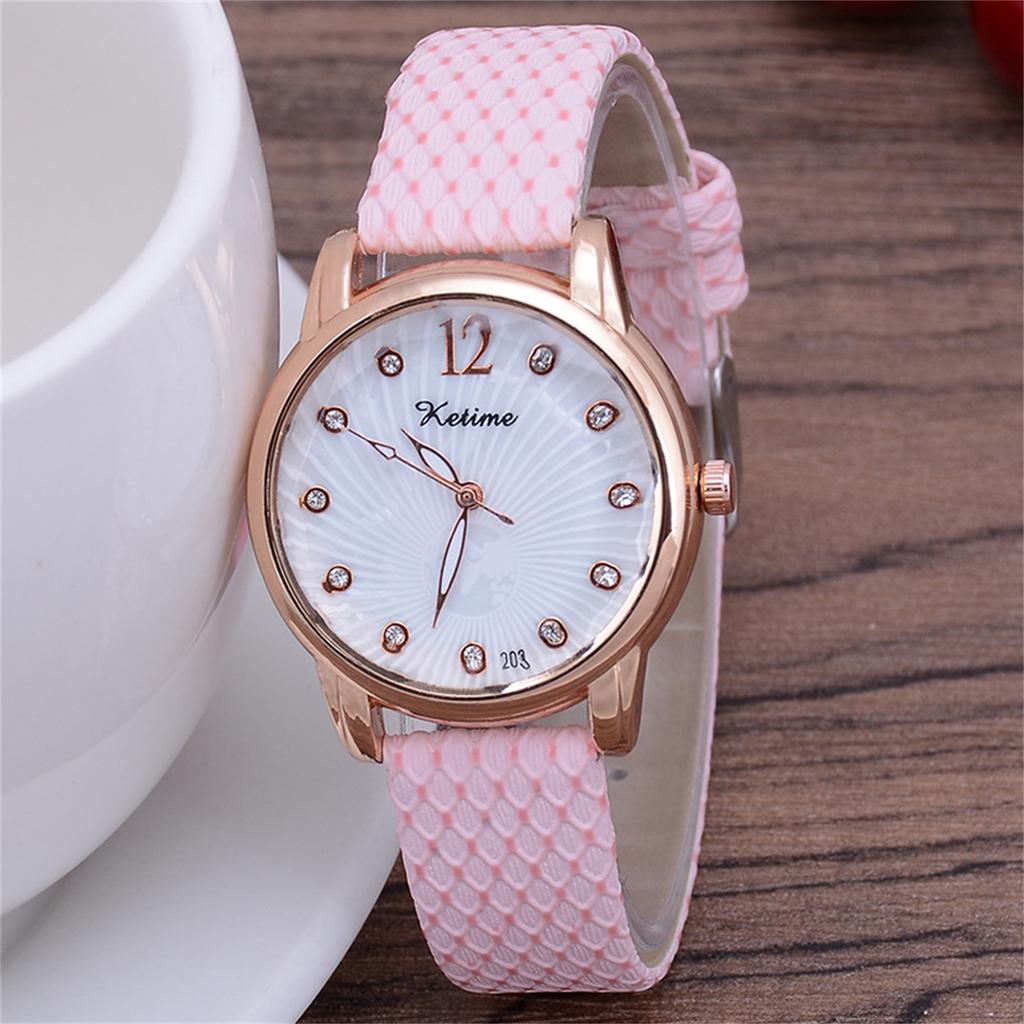 Women Fashion Leather Watch