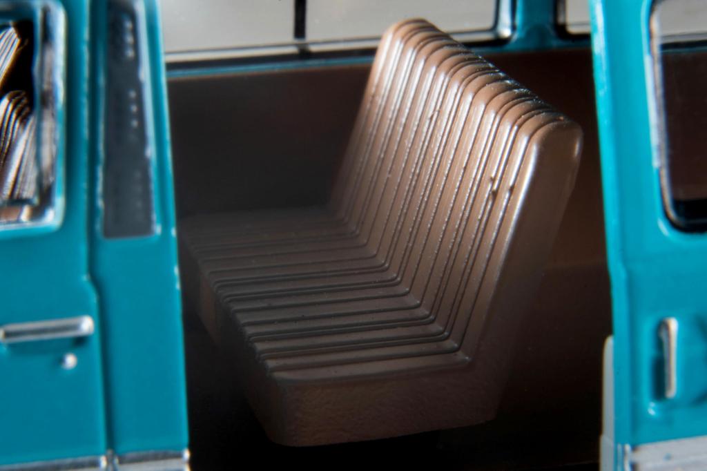 TOMYTEC Tomica Limited Vintage Neo LV-N341a Nissan Homy Long Light Van (Blue) 1976 Model Finished Product 332756