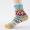 Теплые женские носочки с разроцветным орнаментом из кроличьей шерсти