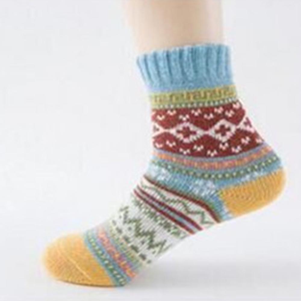Теплые женские носочки с разроцветным орнаментом из кроличьей шерсти