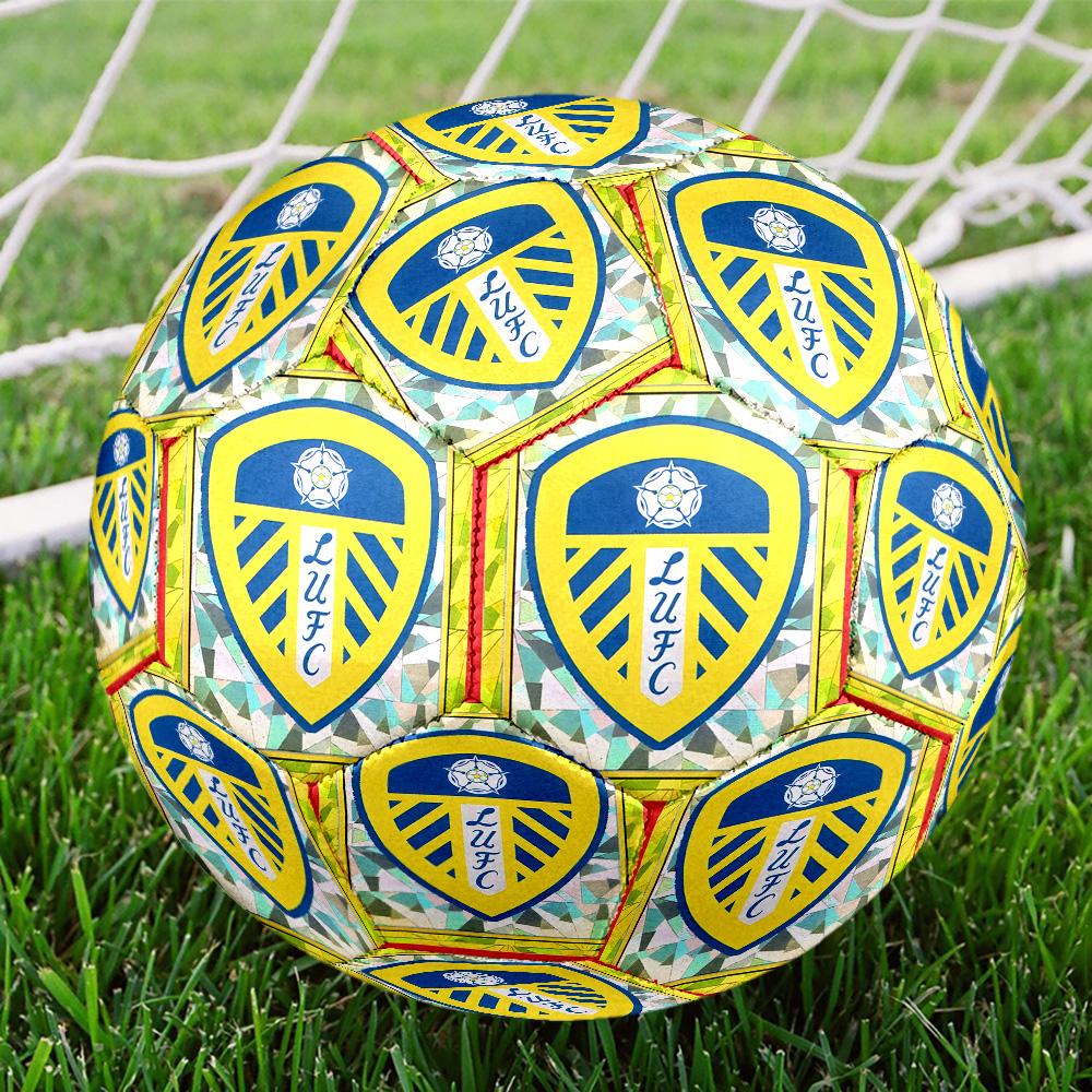Leeds United Crest Pattern Size 5 Soccer Balls, High-Quality, Anti-Slip, Protective Football, a Unique Gift Suitable for Birthdays, Christmas