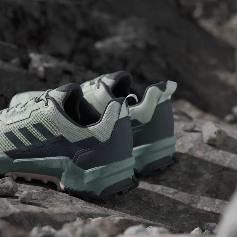 adidas Женские низкие треккинговые ботинки TERREX AX4