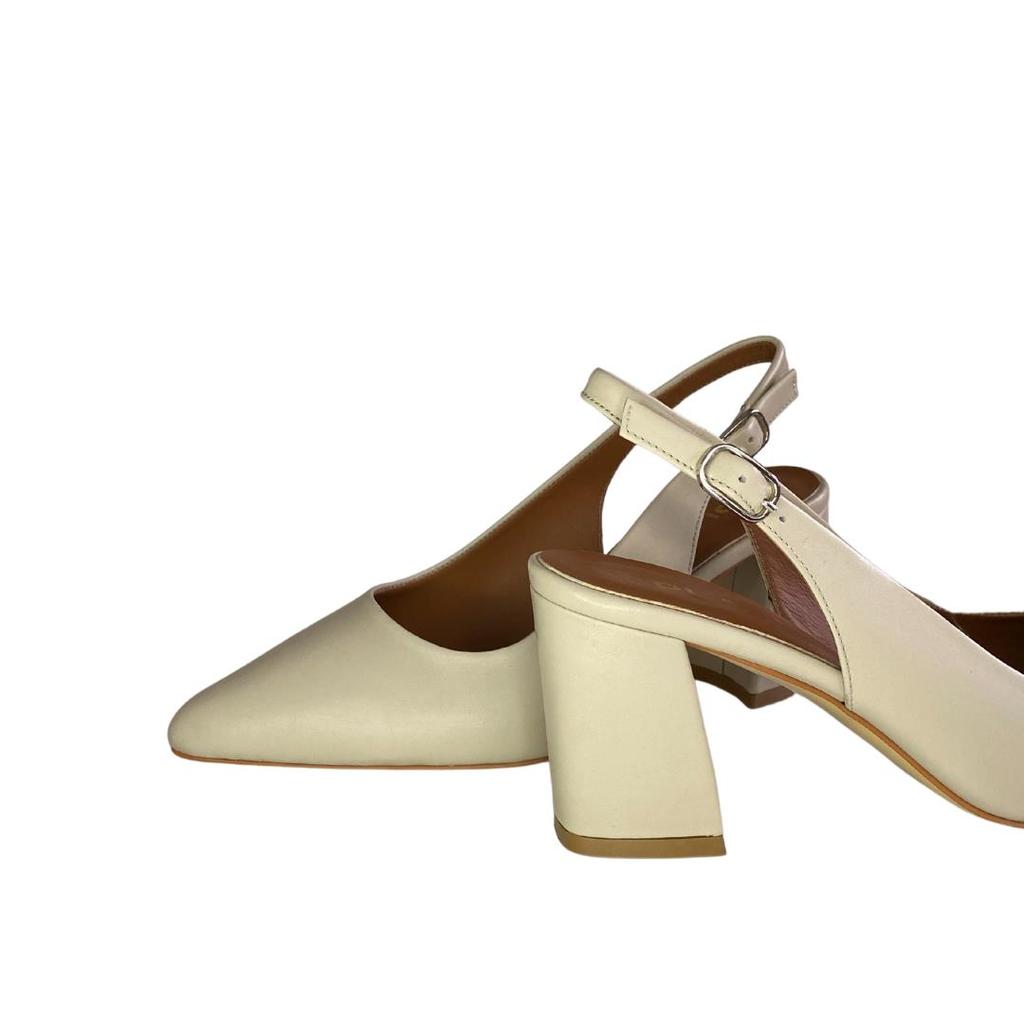 Женские классические туфли на каблуке из натуральной кожи