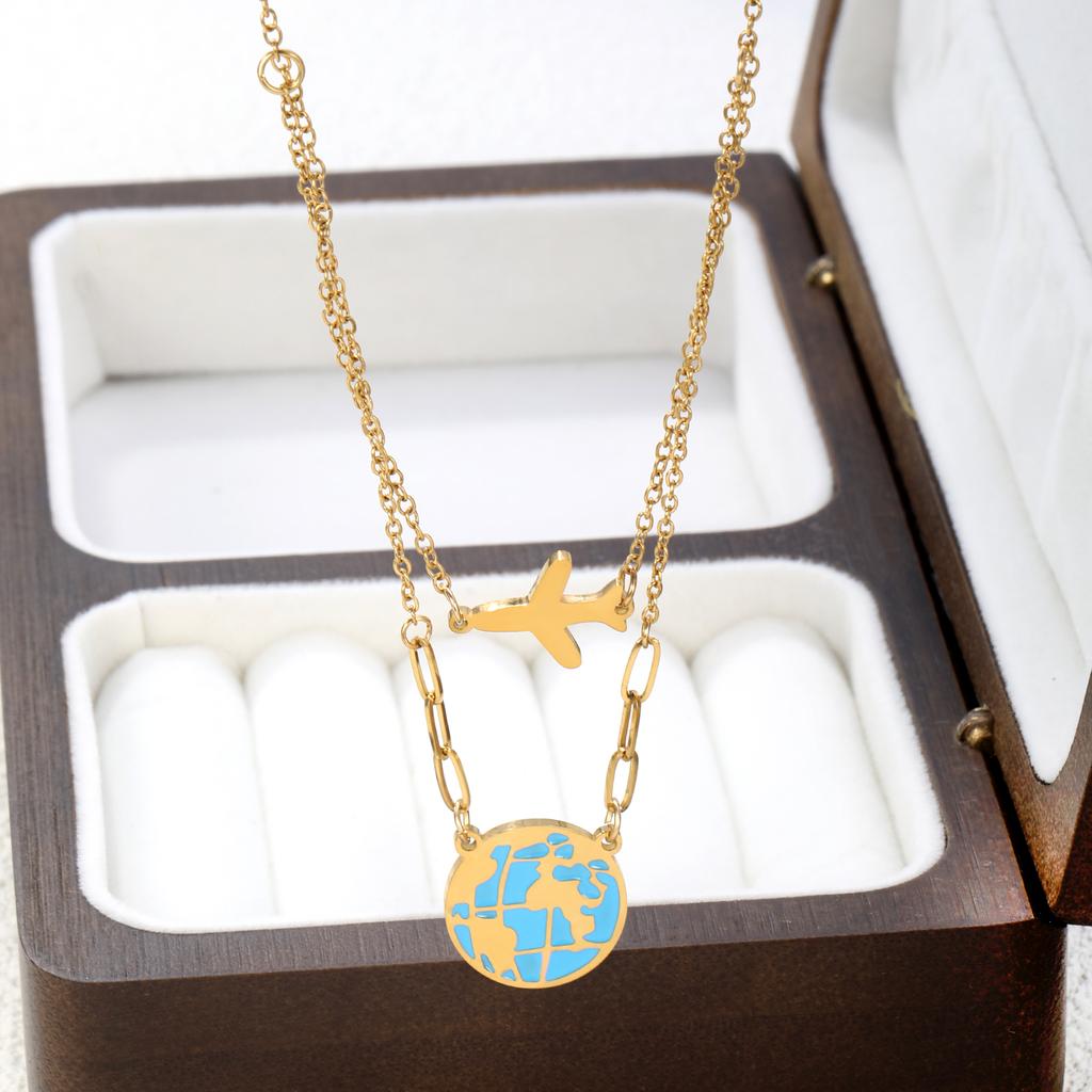 Designer Fly Plane Global Earth Pendant Necklace Women Men Couple Gold Plated Stainless Steel Anniversary Jewelry Romantic Gifts