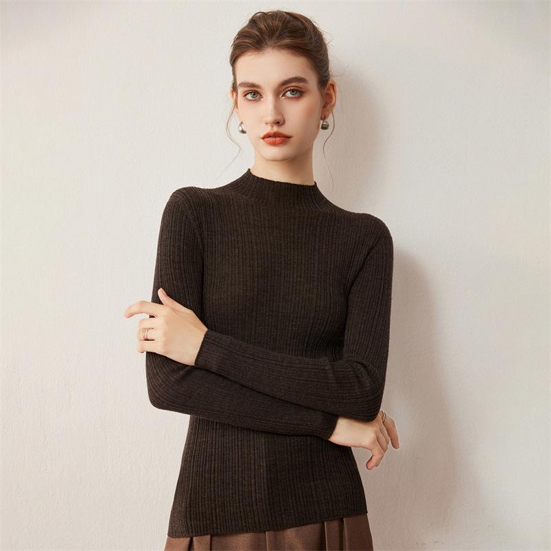2025 Autumn Women's Slim Fit Korean Style Pleated Half-High Neck Wool Sweater