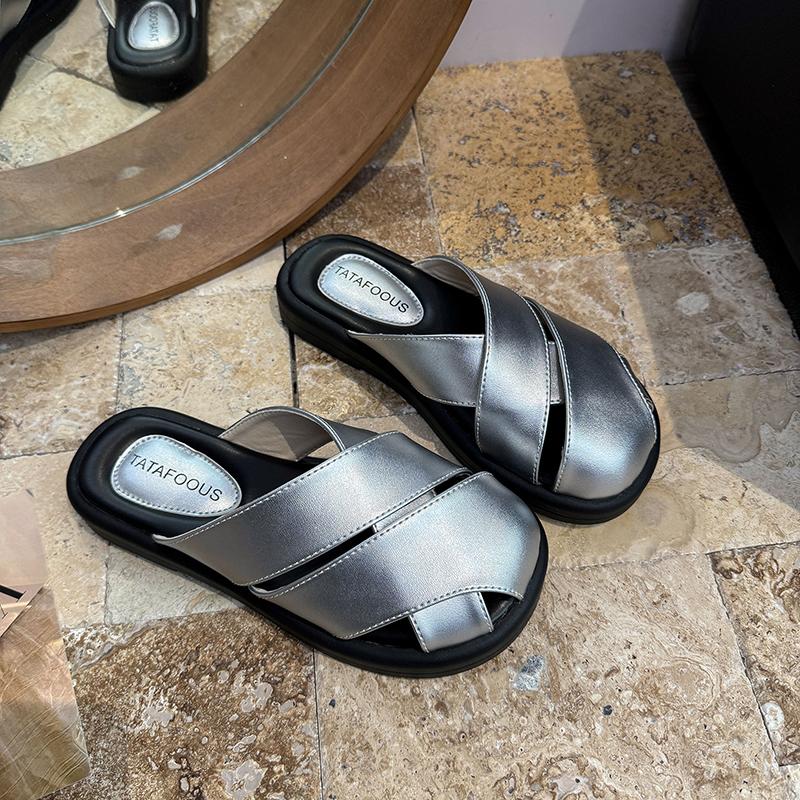 Мода 2025 Новые лоферы-шлепанцы с закрытым носком Женские Новые Летние Сексуальные Низкие Сандалии Повседневные Нескользящие Базовые Римские Слайды Модная Женская Обувь