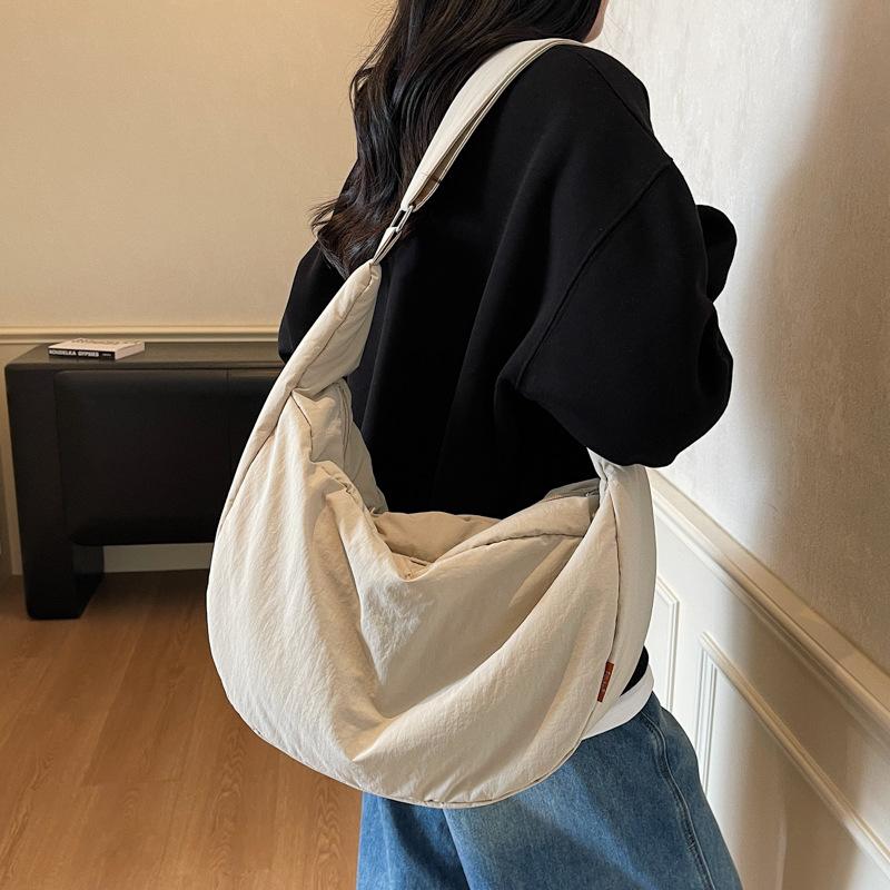 Simple Cloth Bag Commuter Women's Crossbody Bag Dumpling Bag 2025 Autumn New Korean Apricot Color Large-capacity Shoulder Bag