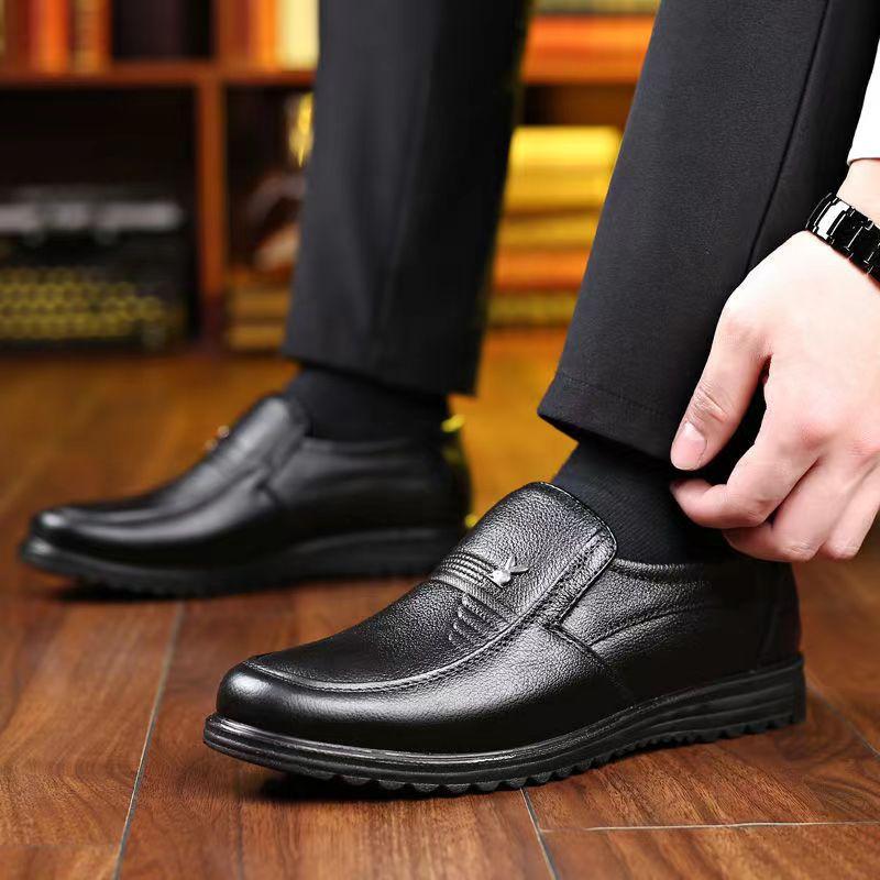 [] 2025 новые мужские модные повседневные кожаные туфли с мягкой подошвой и мягкими боками, туфли Doudou на плоской подошве для папы