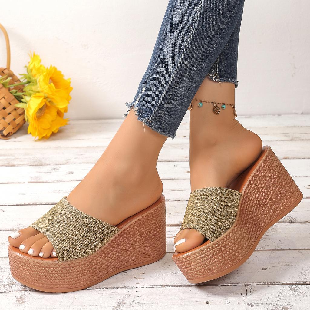 Женские тапочки, новые летние пляжные босоножки на танкетке, модные уличные тапочки на платформе, женские толстые каблуки, женские сексуальные шлепанцы