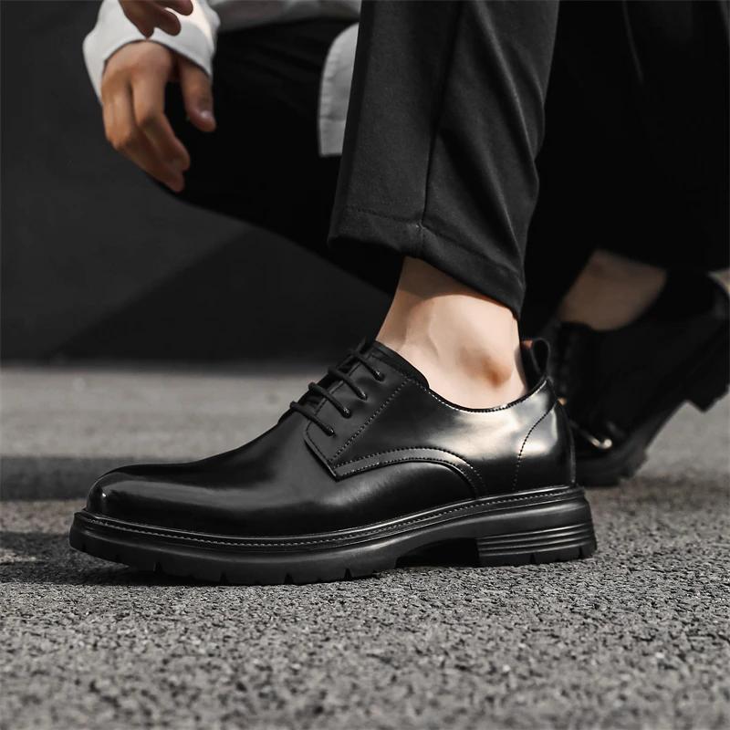 Кожаные мужские туфли на шнуровке оксфорды Дерби Притинг Костюмы Zapatos De Vestir Para Hombre Роскошные офисные деловые мужские туфли
