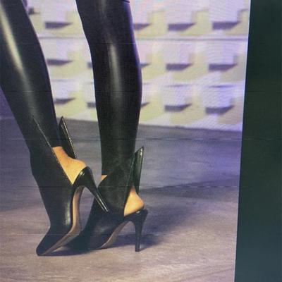 Модная зимняя обувь Модные ботильоны с острым носком и крыльями на шпильке Слипоны Женские черные из ПУ 2025 Новые ботильоны Большой размер 45