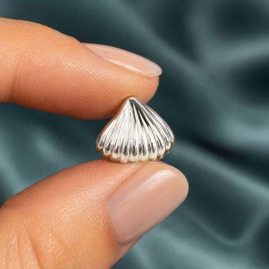 1 пара ракушечных серег для женщин, массивные винтажные ребристые серьги в форме ракушек, летние пляжные ювелирные изделия, подарки