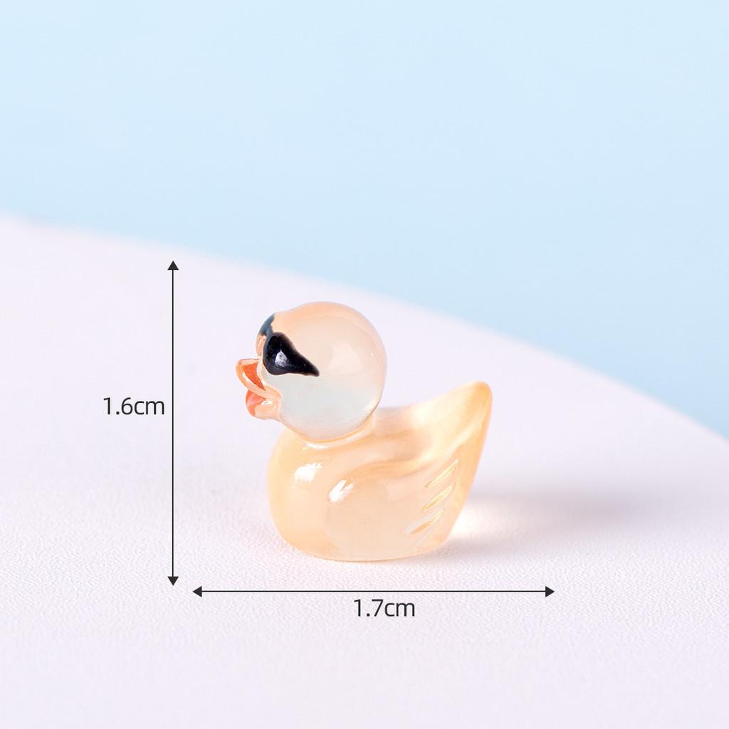Adorable Resin Miniature Duck Figurine With Glow In The Dark Sunglasses For Garden Decor