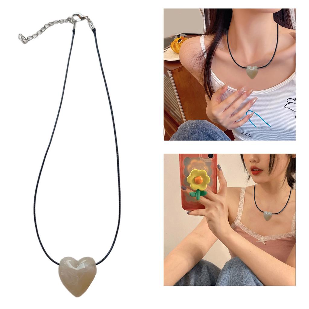 Adjustable Heart Pendant Necklace Colorful Heart Pendant Necklace Fashionable Choker Neck Adornment for Parties