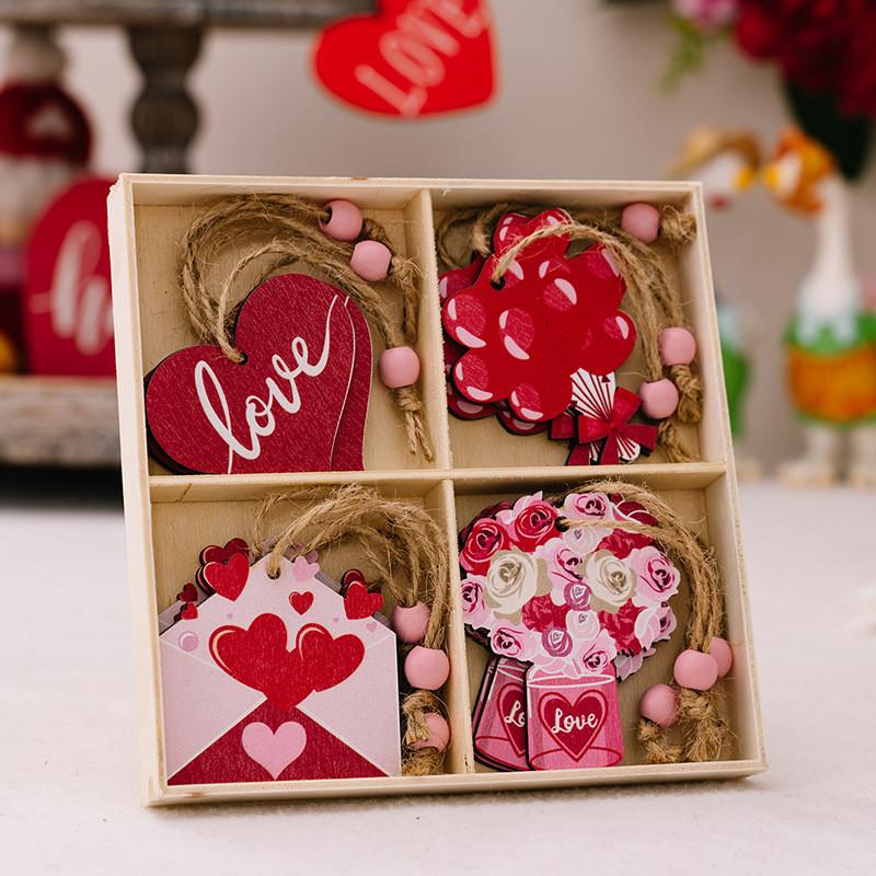 Charming Pink Wooden Valentine's Day Hanging Decor With Creative Heart Design Set
