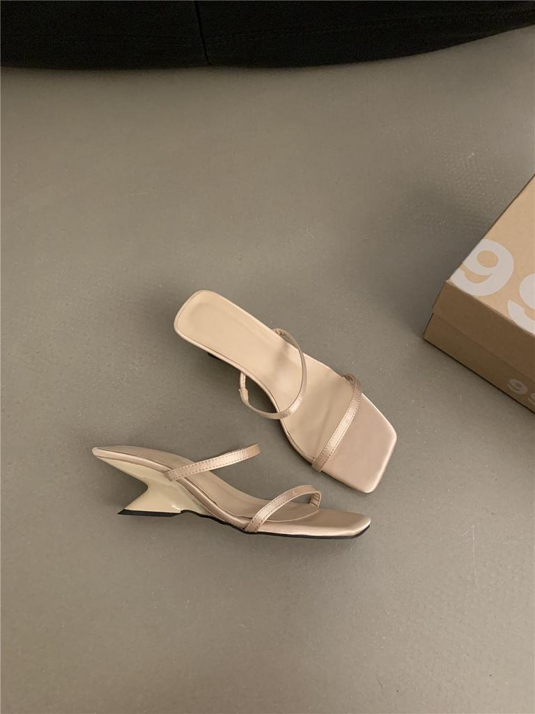 Модный брендовый дизайн, нишевый французский односложный сандалии на высоком каблуке, женская обувь, летние босоножки на танкетке, тапочки на высоком каблуке