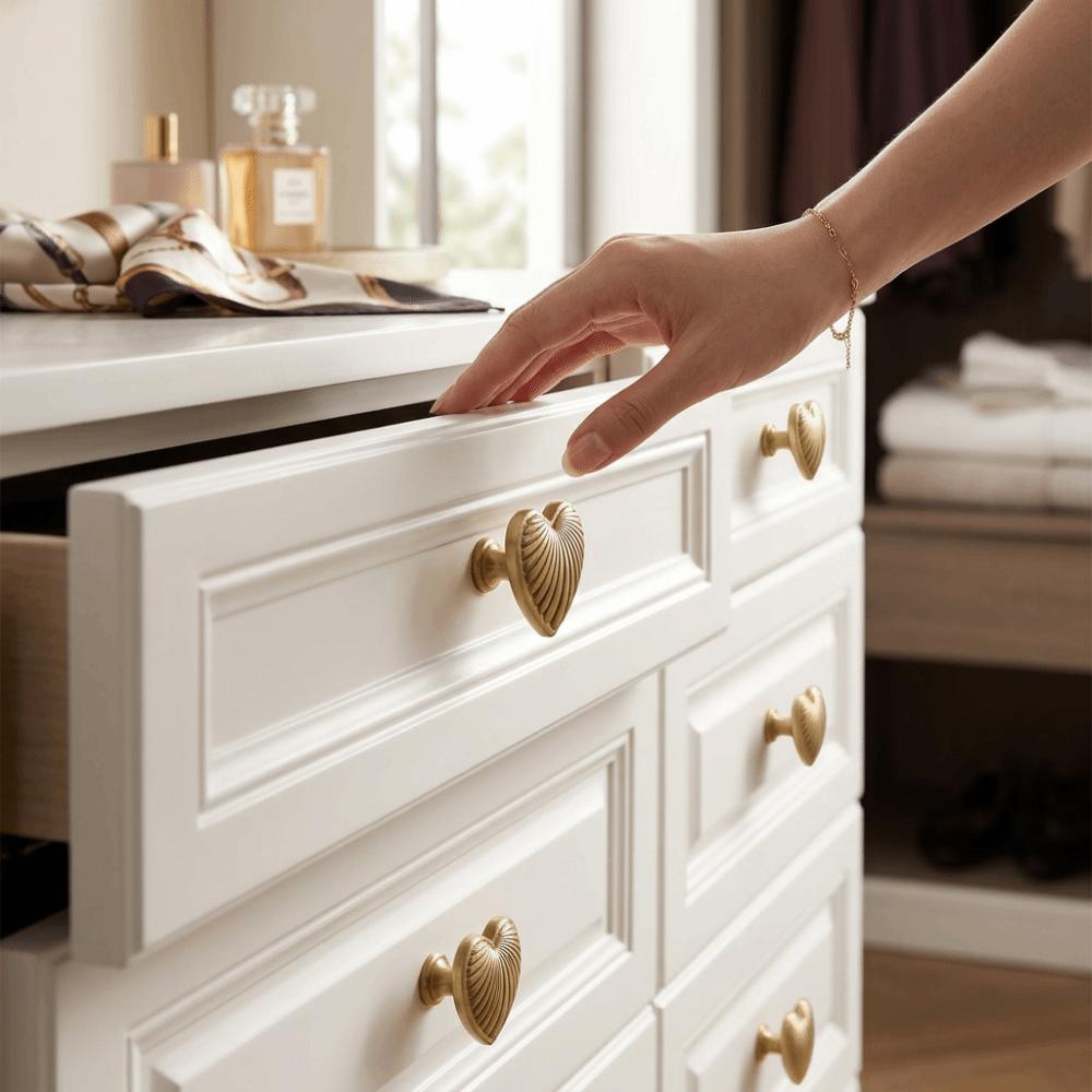 Brushed Chrome Gold Drawer Pull Handle Modern Minimalist Heart Shaped Knob Wardrobe