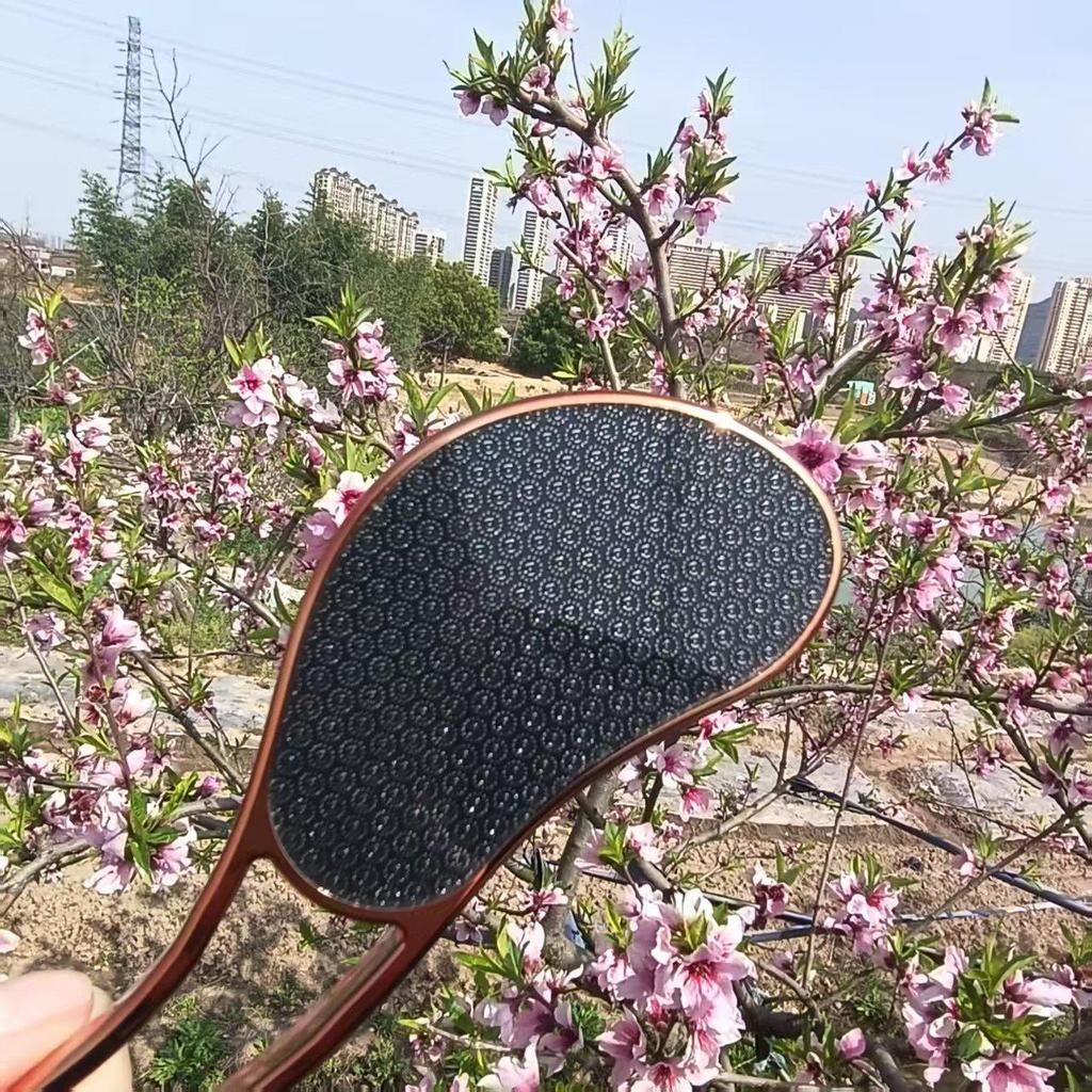 Nano Glass Foot Scrubber: Pedicure Tool for Dead Skin and Calluses On Heels