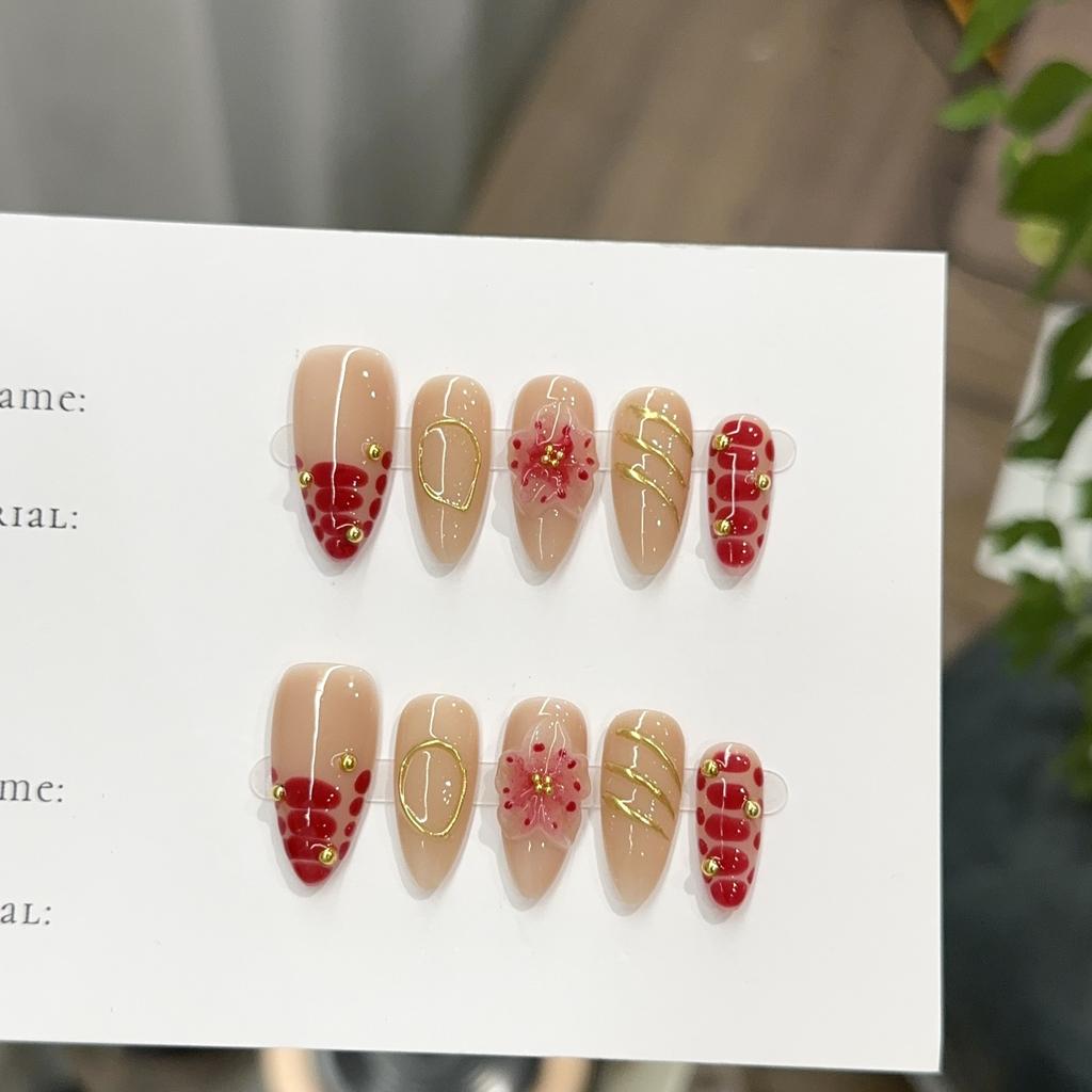 Women Short Almond Press‑On Nails Pure‑Handmade Red Hand‑Painted European American Carved False Nail Patches