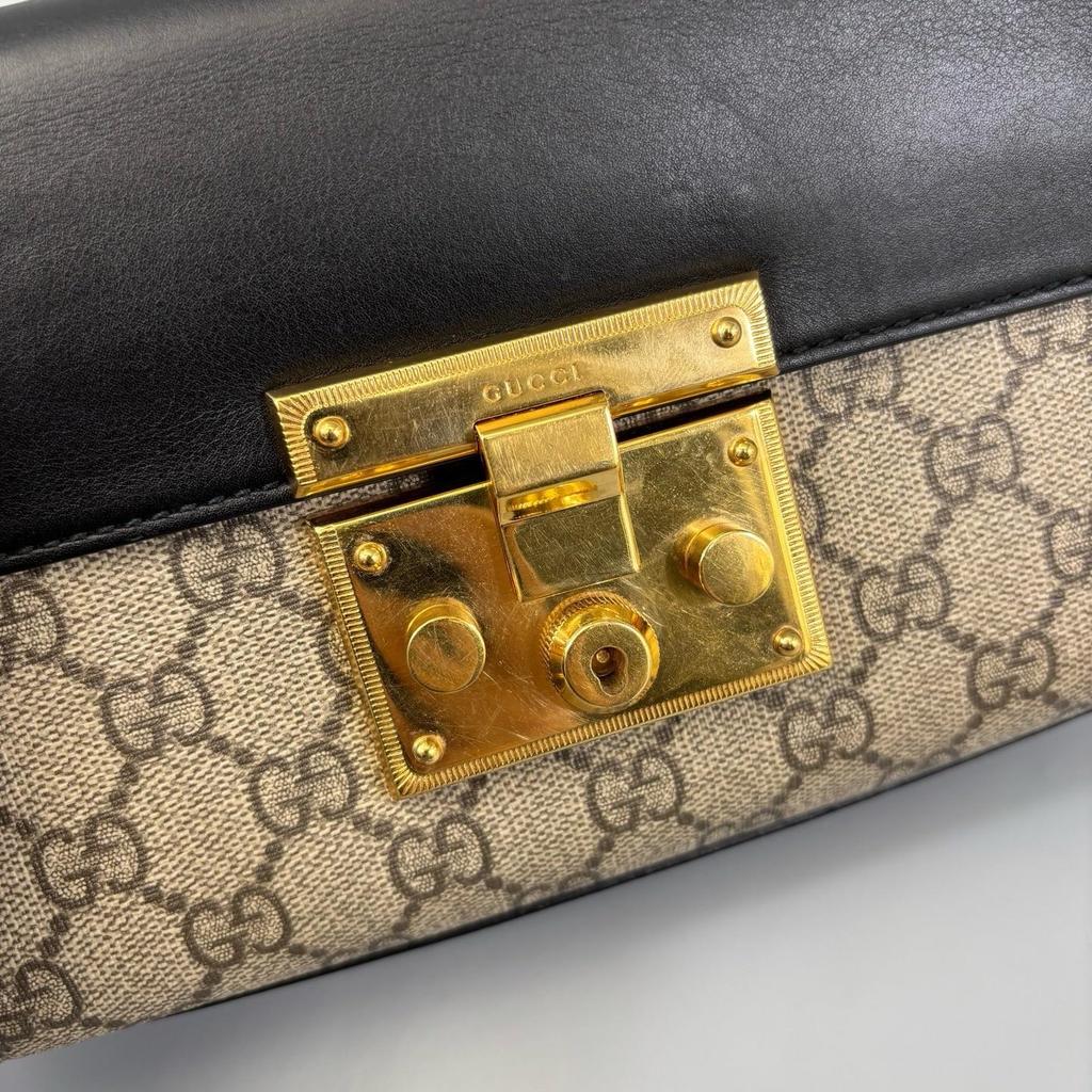 [Pre-Owned] Padlock Chain Crossbody Bag - Very Good #E0LQFF