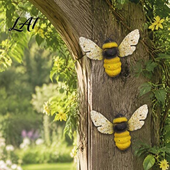 Garden Yard Art 2PCS 3D Metal Bee Wall Decor Iron Sculpture Hanging Insect Decor Ornament Weatherproof Outdoor for Patio Fence Wrought