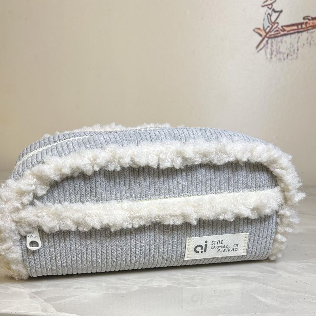 Пенал большой емкости, простой пенал для студентов колледжа, черный пушистый пенал в стиле Ins