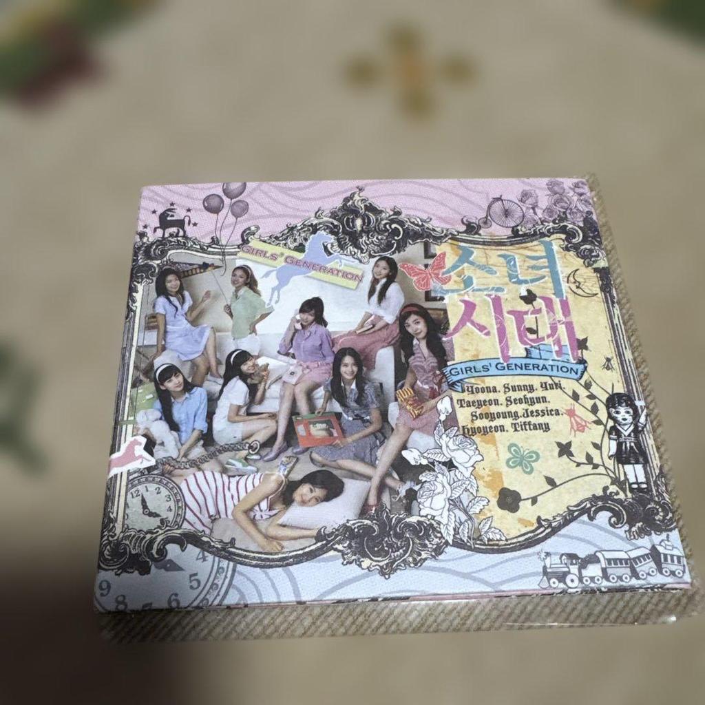 [USED] Girls' Generation THE FIRST SINGLE ALBUM