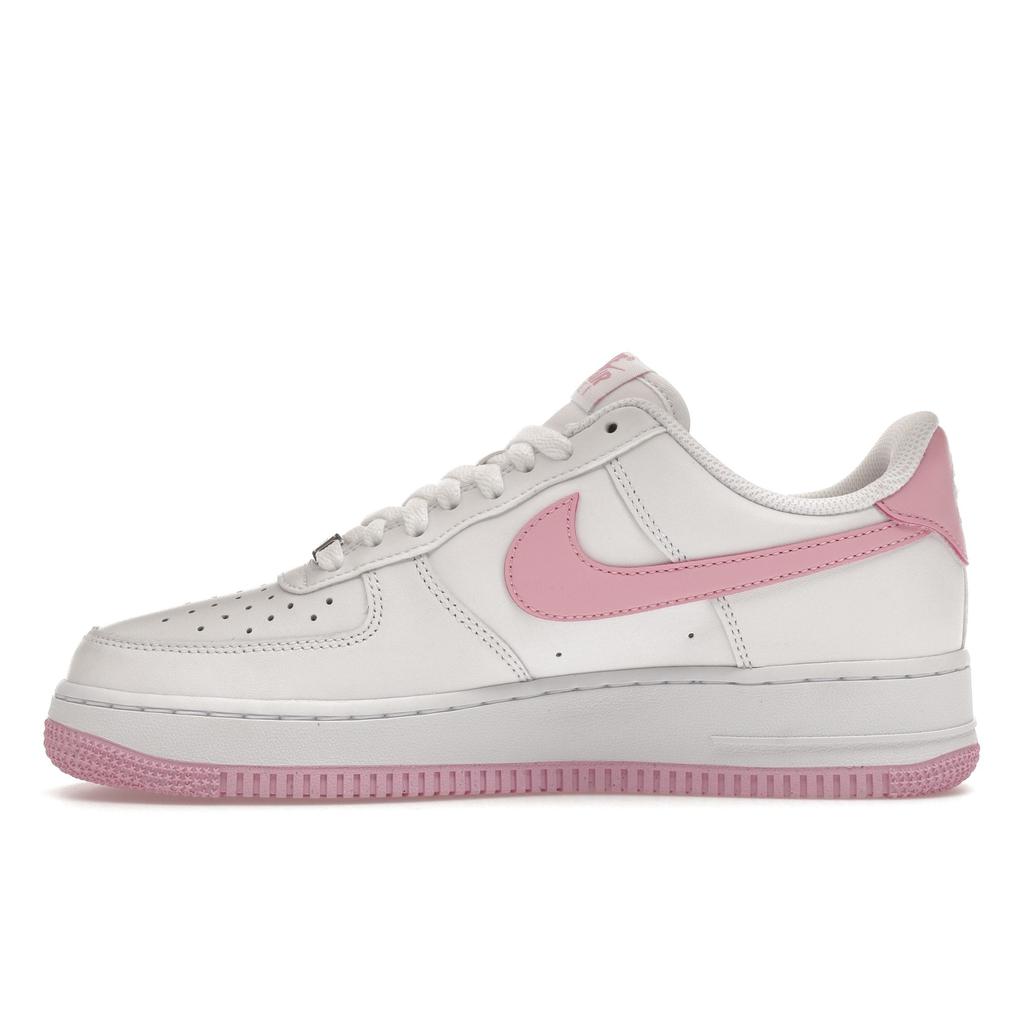 Nike Мужские кроссовки Air Force 1 07 Bubblegum белые розовые с посадкой FJ4146-101